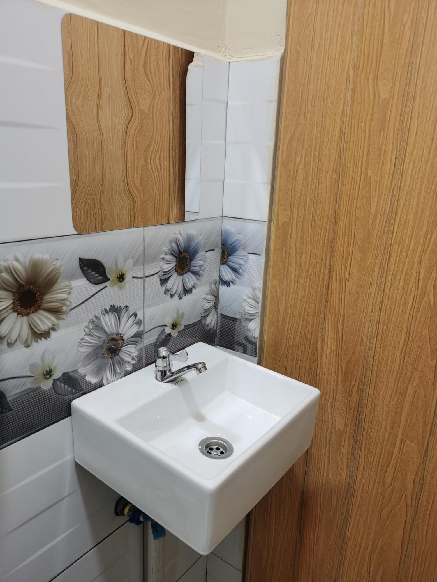 Roomstay Villa Tok Wan Куантан Екстериор снимка